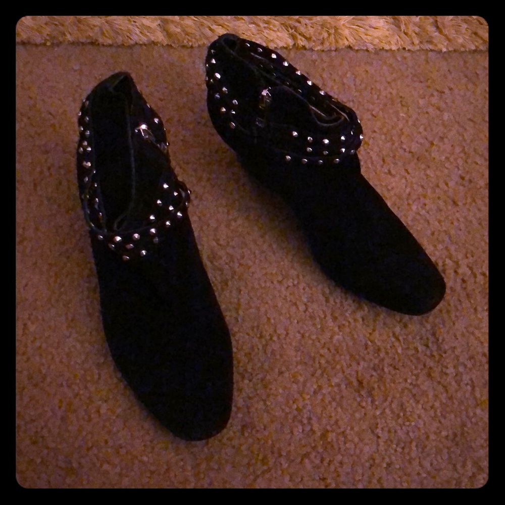 Black suede boots
